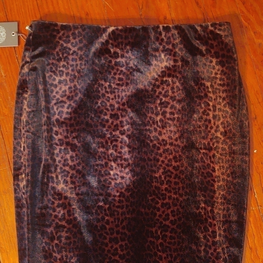 Vince Camuto Velvet Leopard Print Skirt Sz XS NWT - Picture 5 of 8